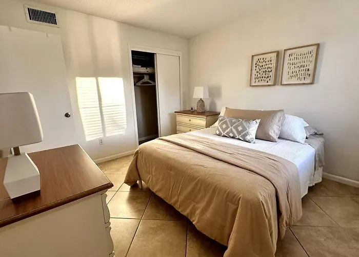 Renovated Cozy Apartment In Naples
